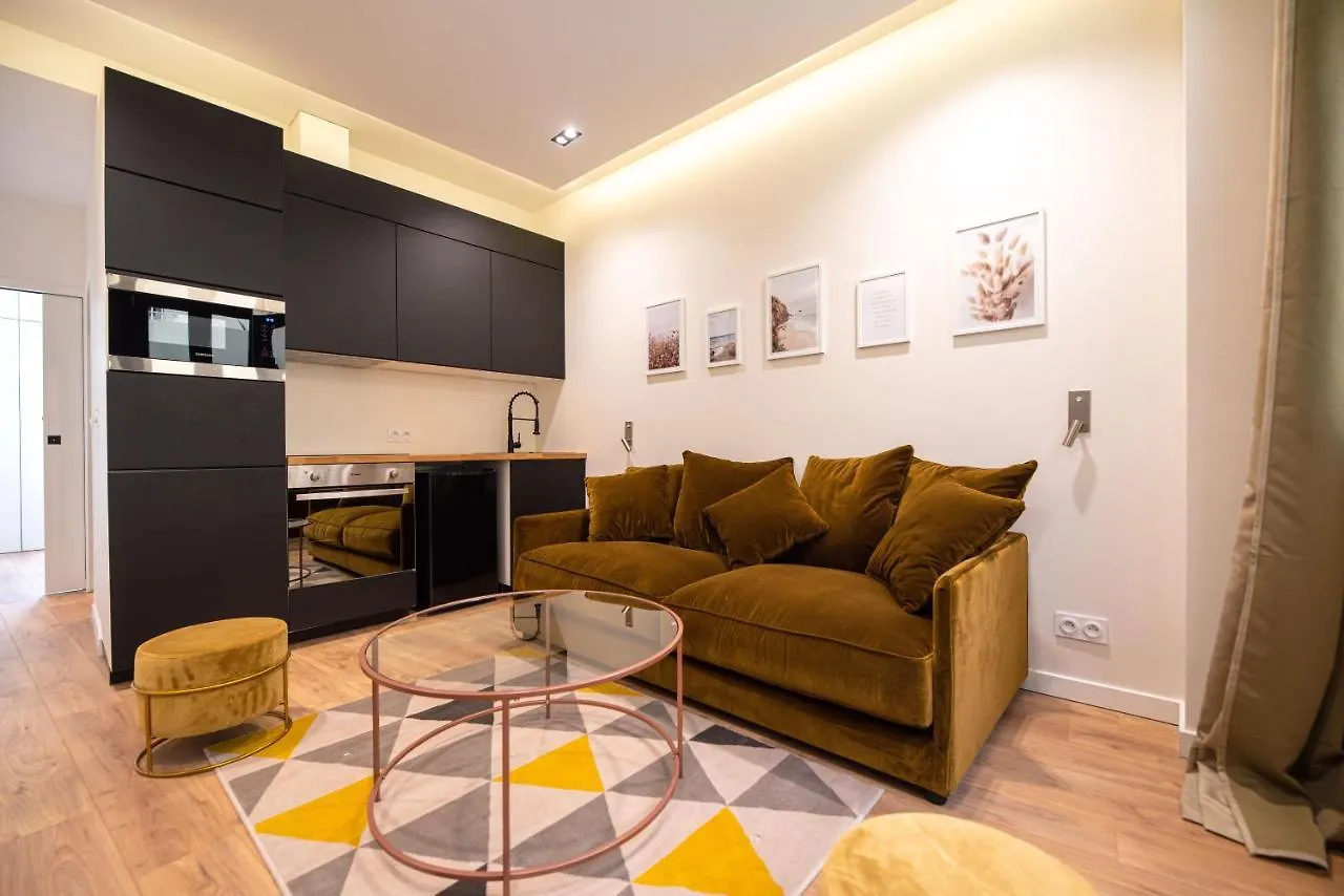 Mbm - Terrage Apartment Paris France
