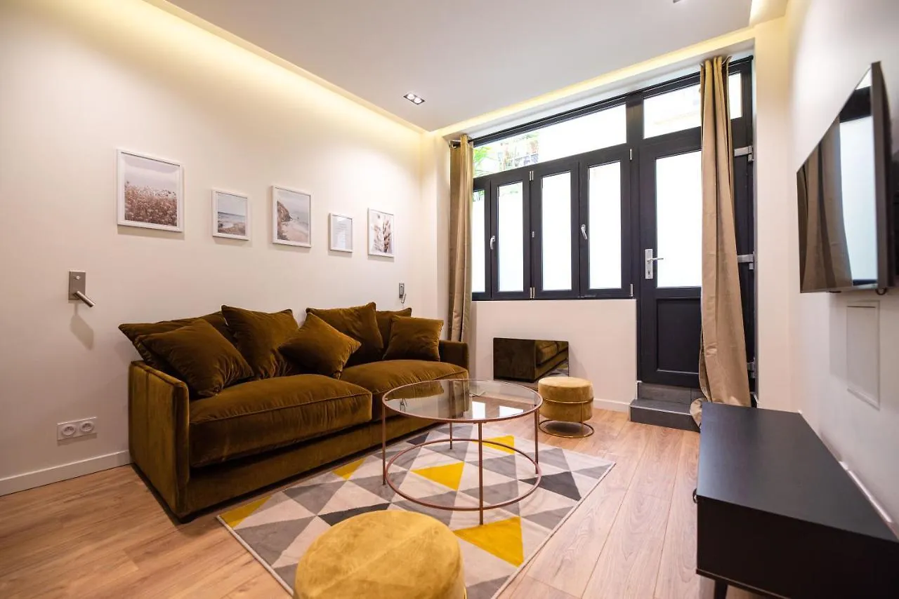 Mbm - Terrage Apartment Paris
